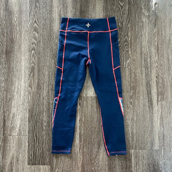EUC Tuckernuck Navy & Amer-ikat High Rise Flex Compression Leggings Size Small - Picture 4 of 13